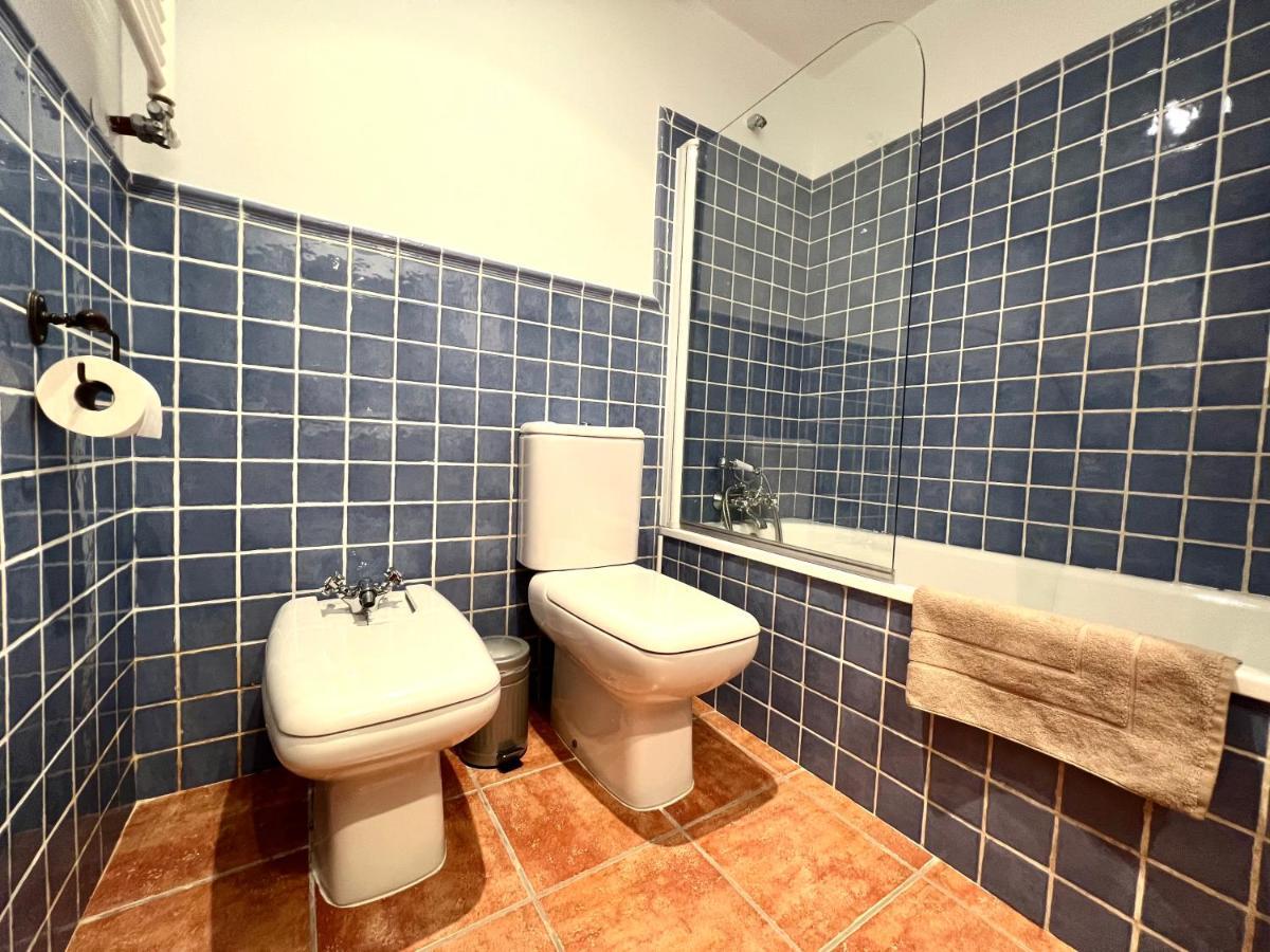 Deluxe - L'amfitriona Apartment